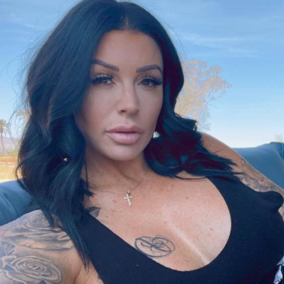 Meet your Posher, Melissa - Picture 1 of 1